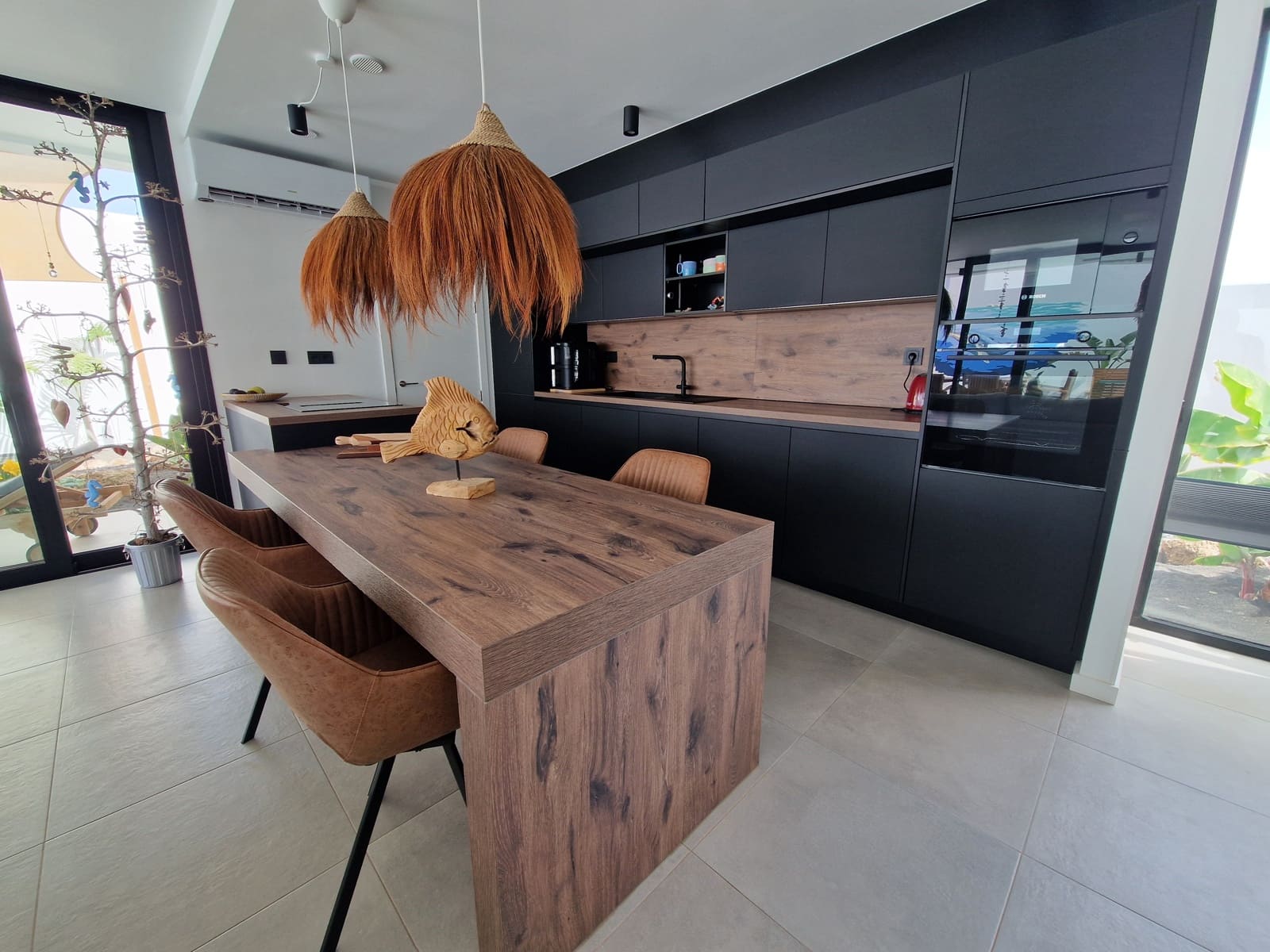 3 bedroom Villa for sale in La Oliva with pool garage - € 649,000 (Ref: 9974254)