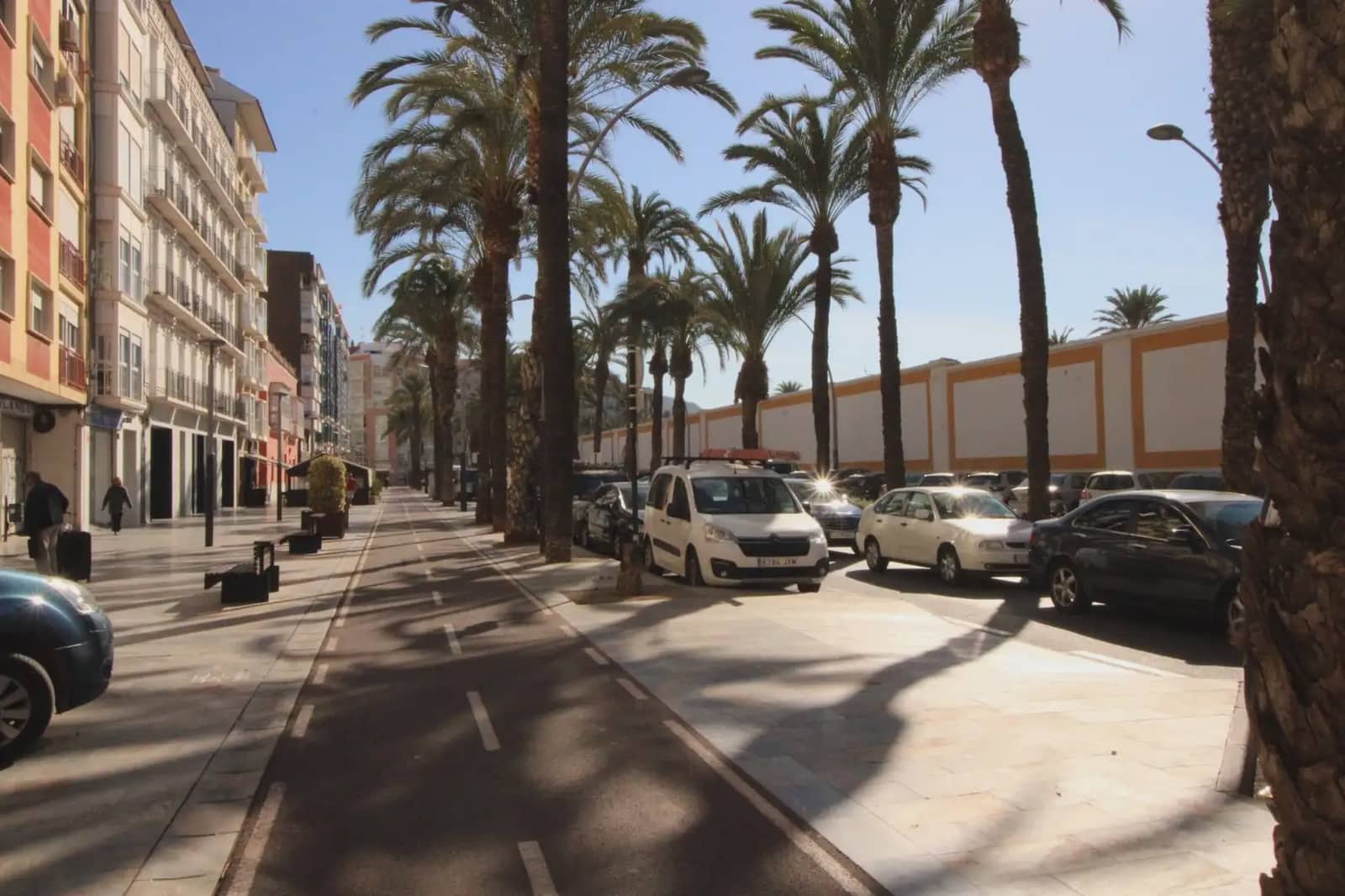 Commercial for sale in Cartagena - € 185,000 (Ref: 10007644)
