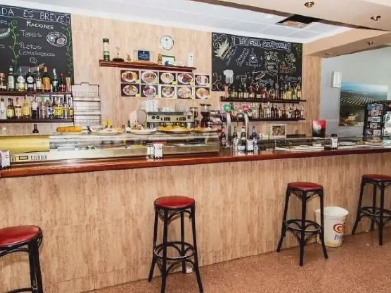 14 Zimmer Hotel zu verkaufen in El Algar - 875.000 € (Ref: 10007650)
