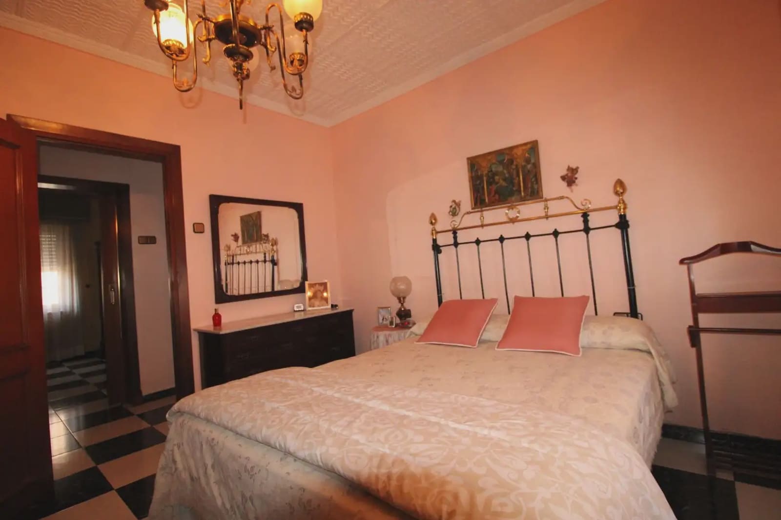 Piso de 4 habitaciones en Cartagena en venta con garaje - 320.000 € (Ref: 10007653)