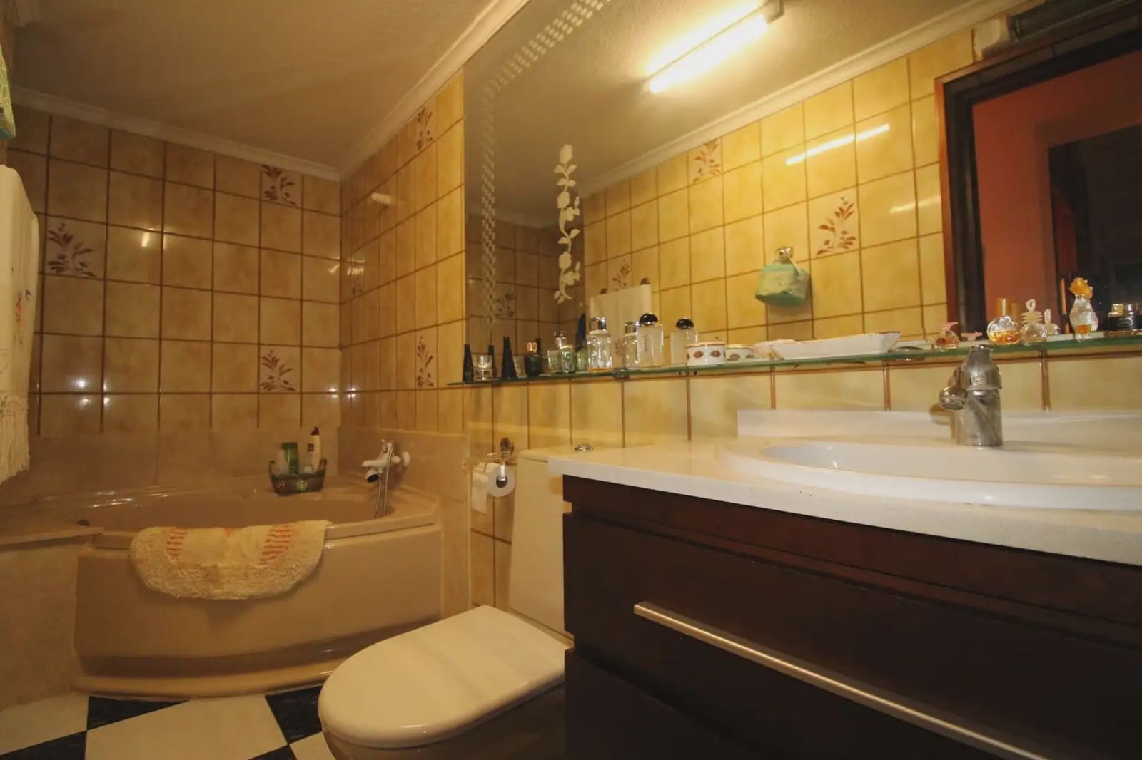 Piso de 4 habitaciones en Cartagena en venta con garaje - 320.000 € (Ref: 10007653)