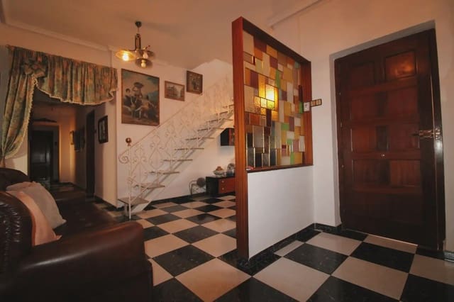 Piso de 4 habitaciones en Cartagena Ciudad, Cartagena en venta con garaje - 320.000 € (Ref: 10007653)