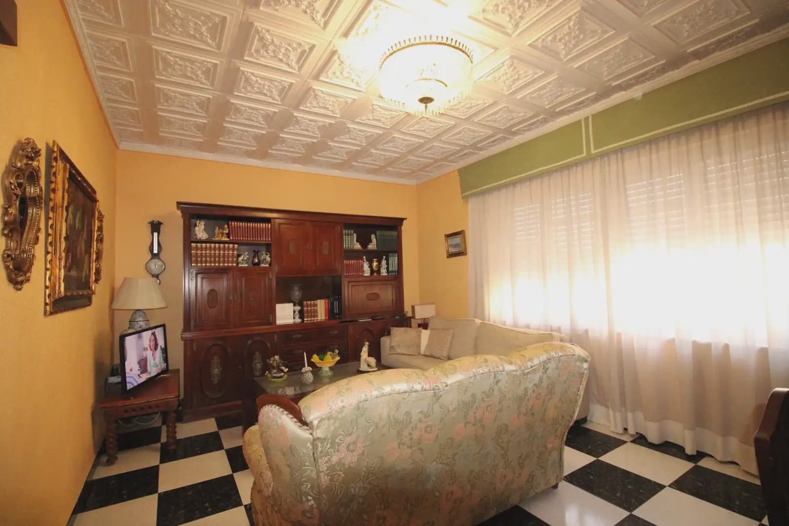 Piso de 4 habitaciones en Cartagena en venta con garaje - 320.000 € (Ref: 10007653)