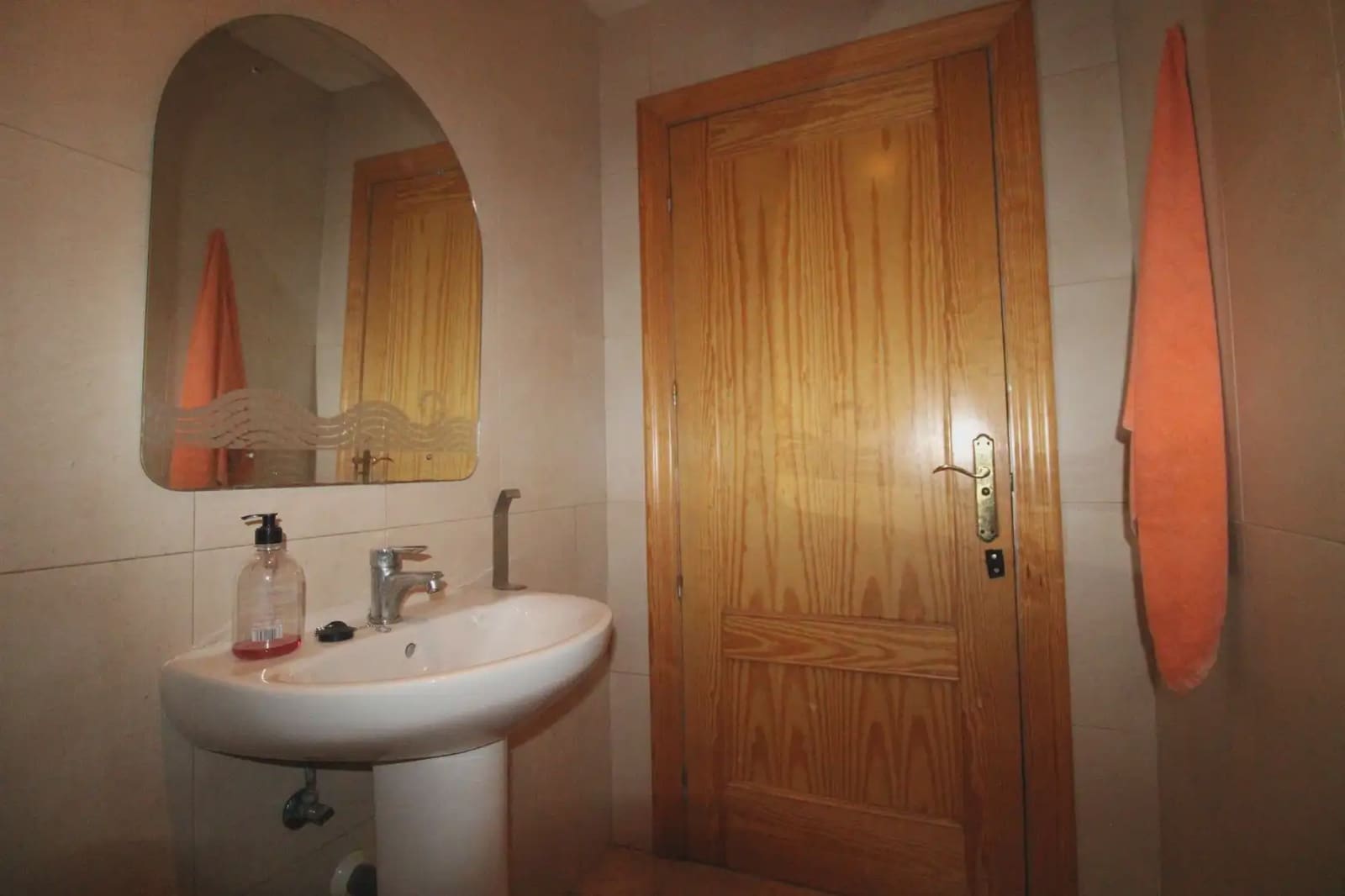 Commercieel te huur in Cartagena - € 1.500 (Ref: 10007656)