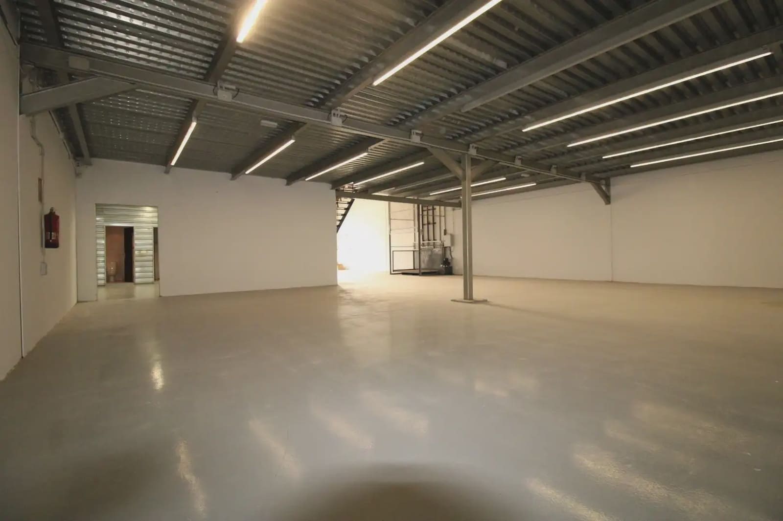 Commercieel te huur in Cartagena - € 1.500 (Ref: 10007656)