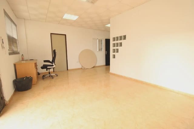 Commercieel te koop in El Hondon, Cartagena - € 285.000 (Ref: 10007657)