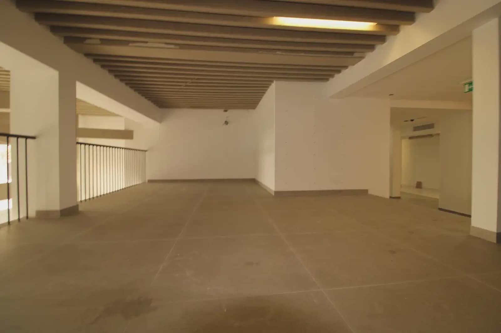 Commercieel te huur in Cartagena - € 3.500 (Ref: 10007659)