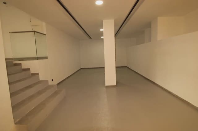 Commercial for rent in Cartagena Ciudad, Cartagena - € 3,500 (Ref: 10007659)