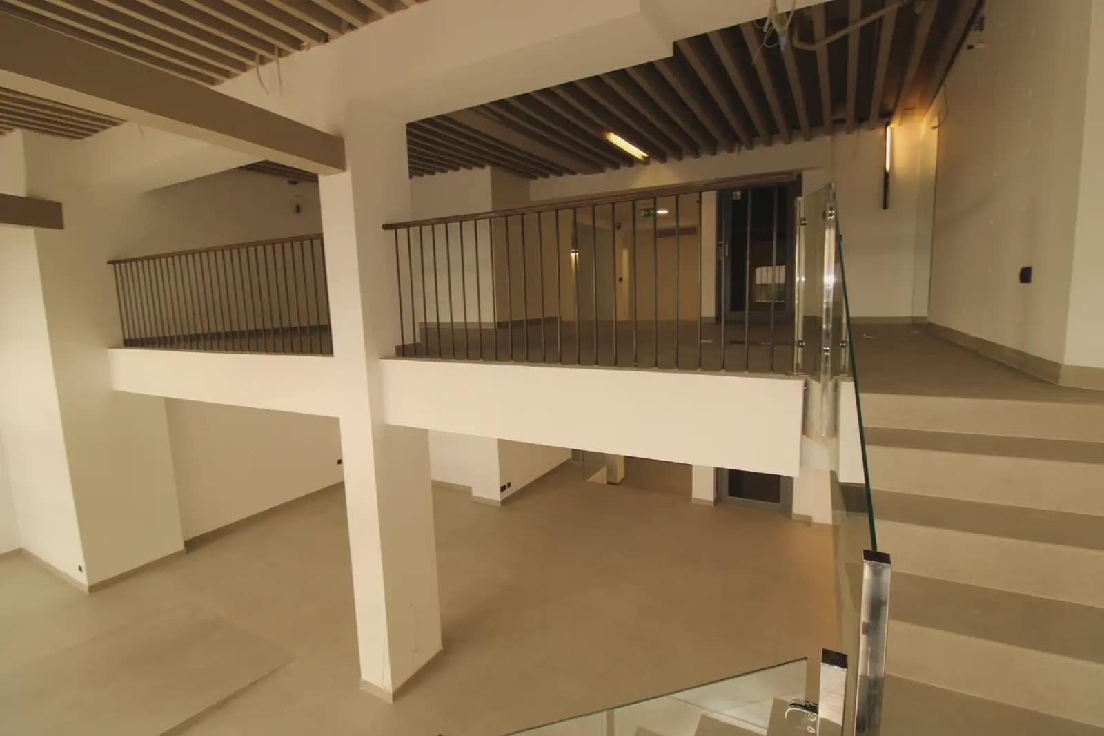 Commercieel te huur in Cartagena - € 3.500 (Ref: 10007659)