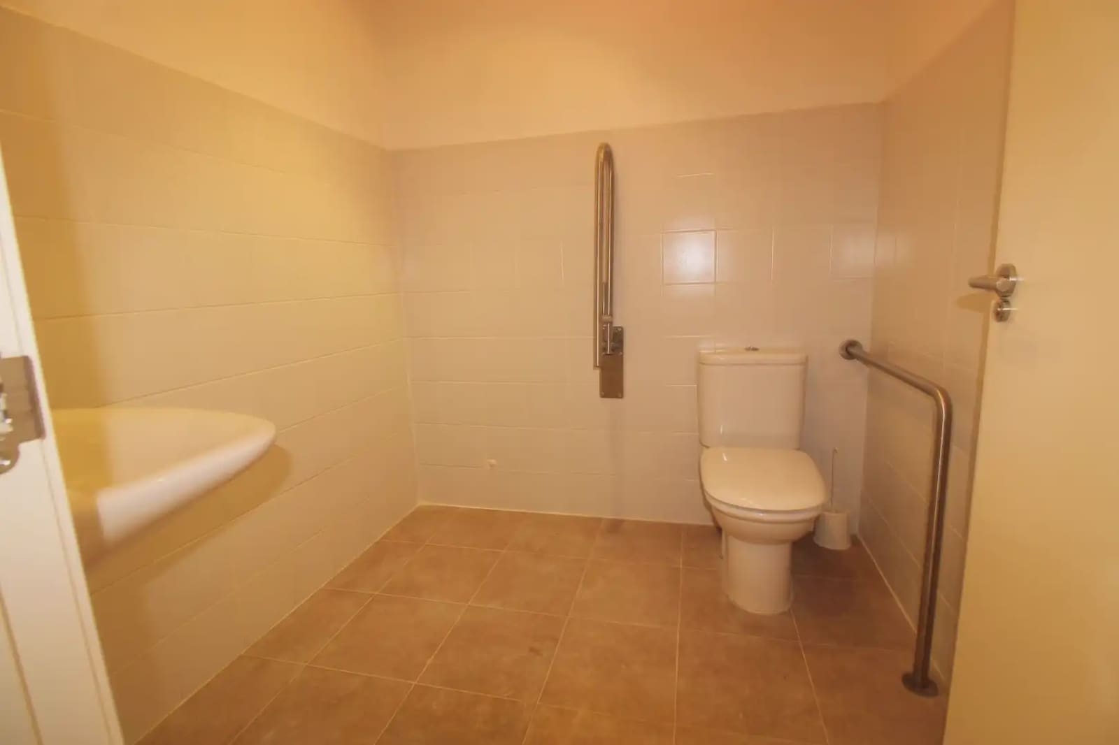 Commercieel te huur in Cartagena - € 3.500 (Ref: 10007659)