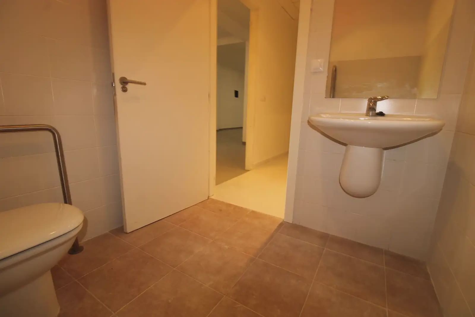 Commercieel te huur in Cartagena - € 3.500 (Ref: 10007659)