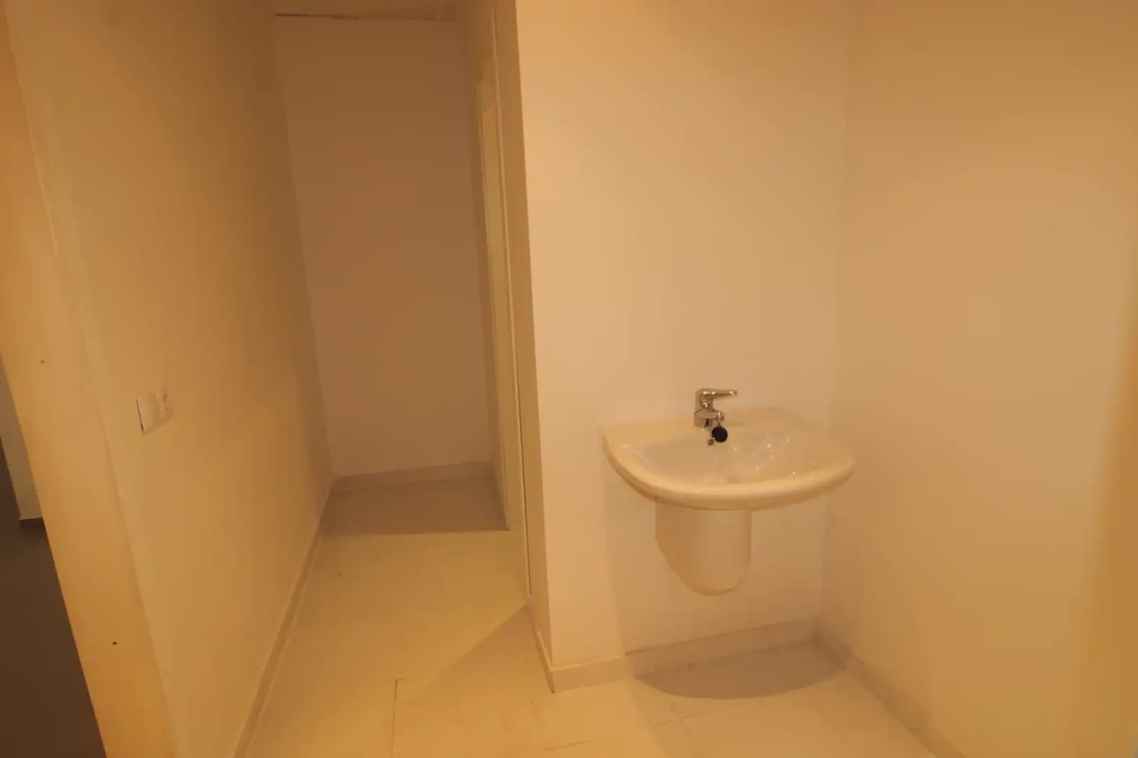 Commercieel te huur in Cartagena - € 3.500 (Ref: 10007659)