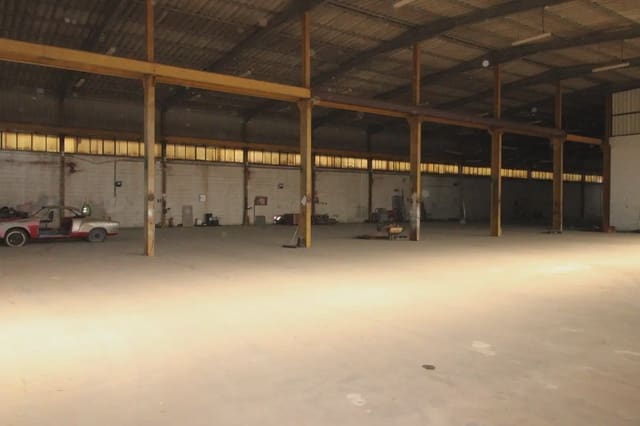 Commercial for rent in Cartagena Ciudad, Cartagena - € 4,000 (Ref: 10007661)
