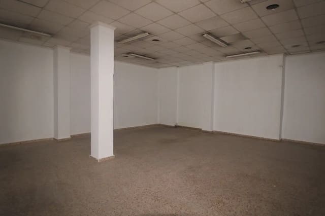 Kommersiell att hyra i Cartagena Ciudad, Cartagena - 495 € (Ref: 10007664)