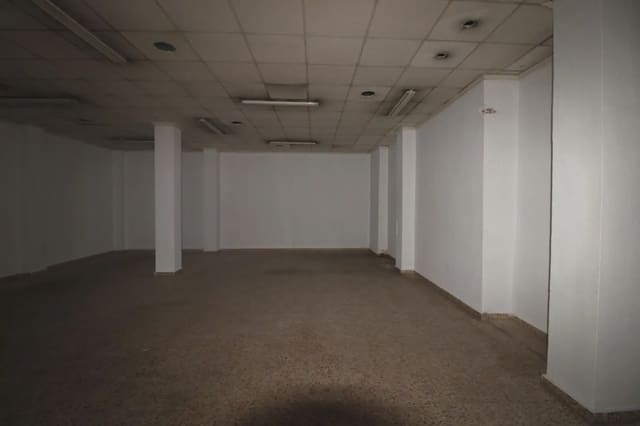 Kommersiell att hyra i Cartagena Ciudad, Cartagena - 495 € (Ref: 10007664)