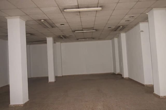 Kommersiell att hyra i Cartagena Ciudad, Cartagena - 495 € (Ref: 10007664)