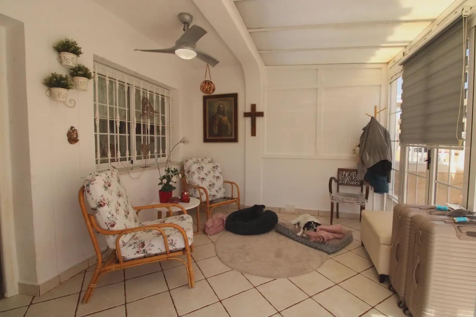 4 bedroom Townhouse for sale in Los Urrutias with pool - € 199,600 (Ref: 10007666)