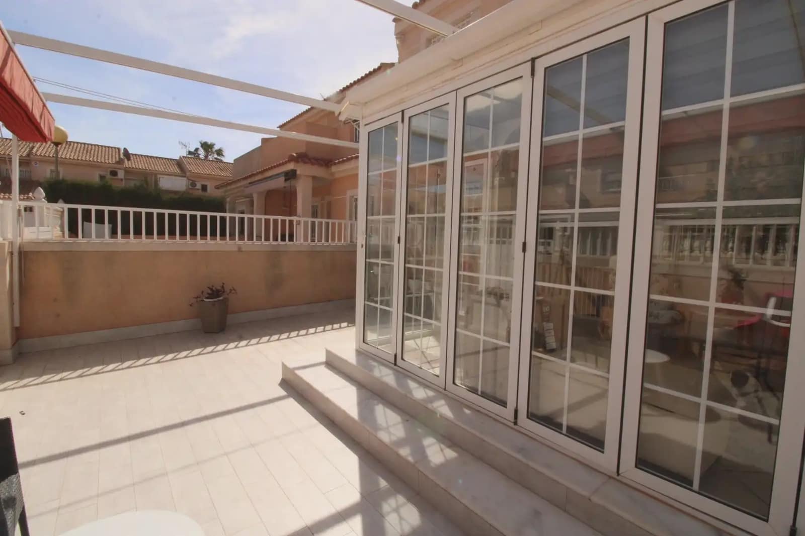 4 bedroom Townhouse for sale in Los Urrutias with pool - € 199,600 (Ref: 10007666)