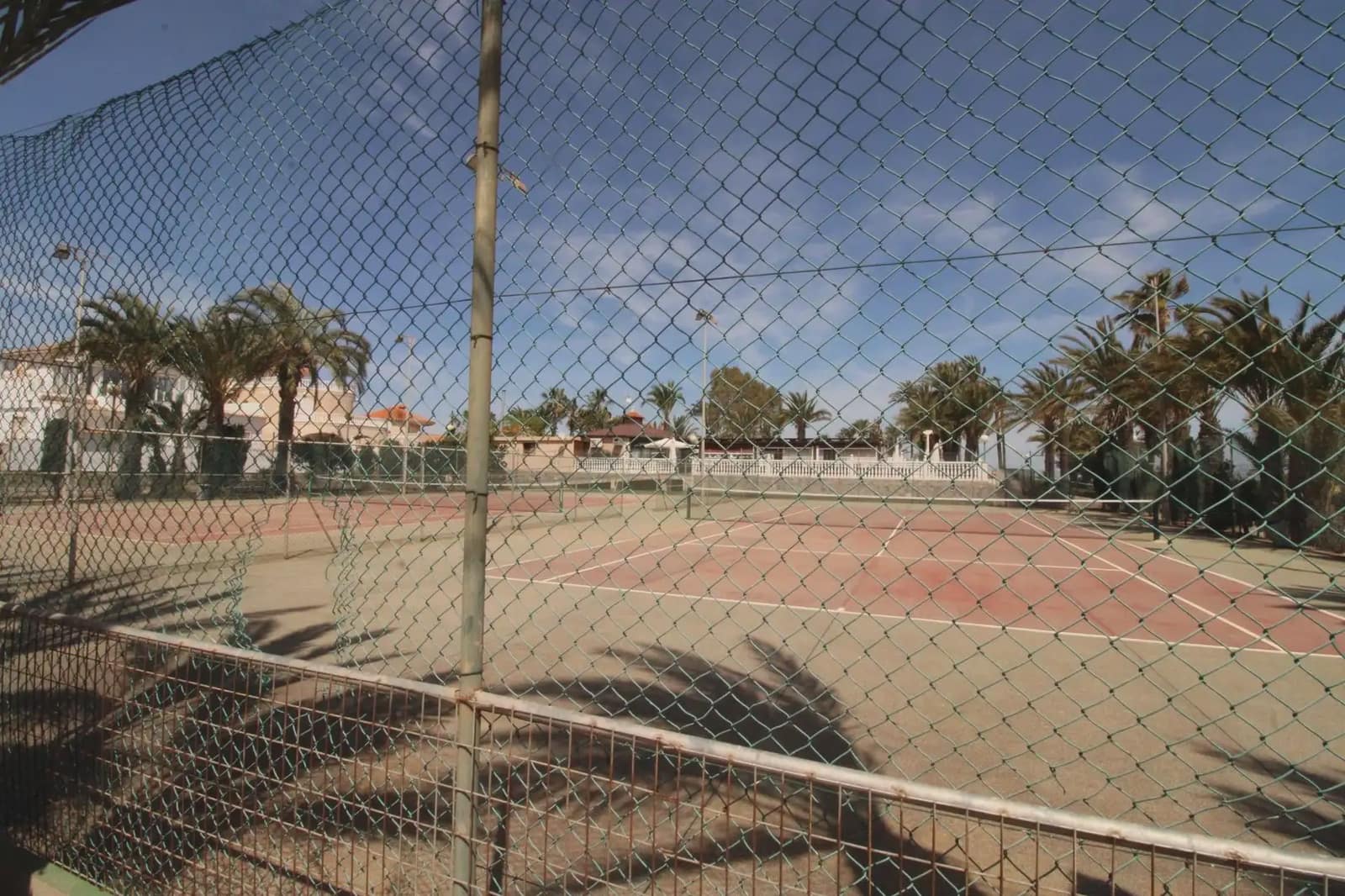 4 bedroom Townhouse for sale in Los Urrutias with pool - € 199,600 (Ref: 10007666)