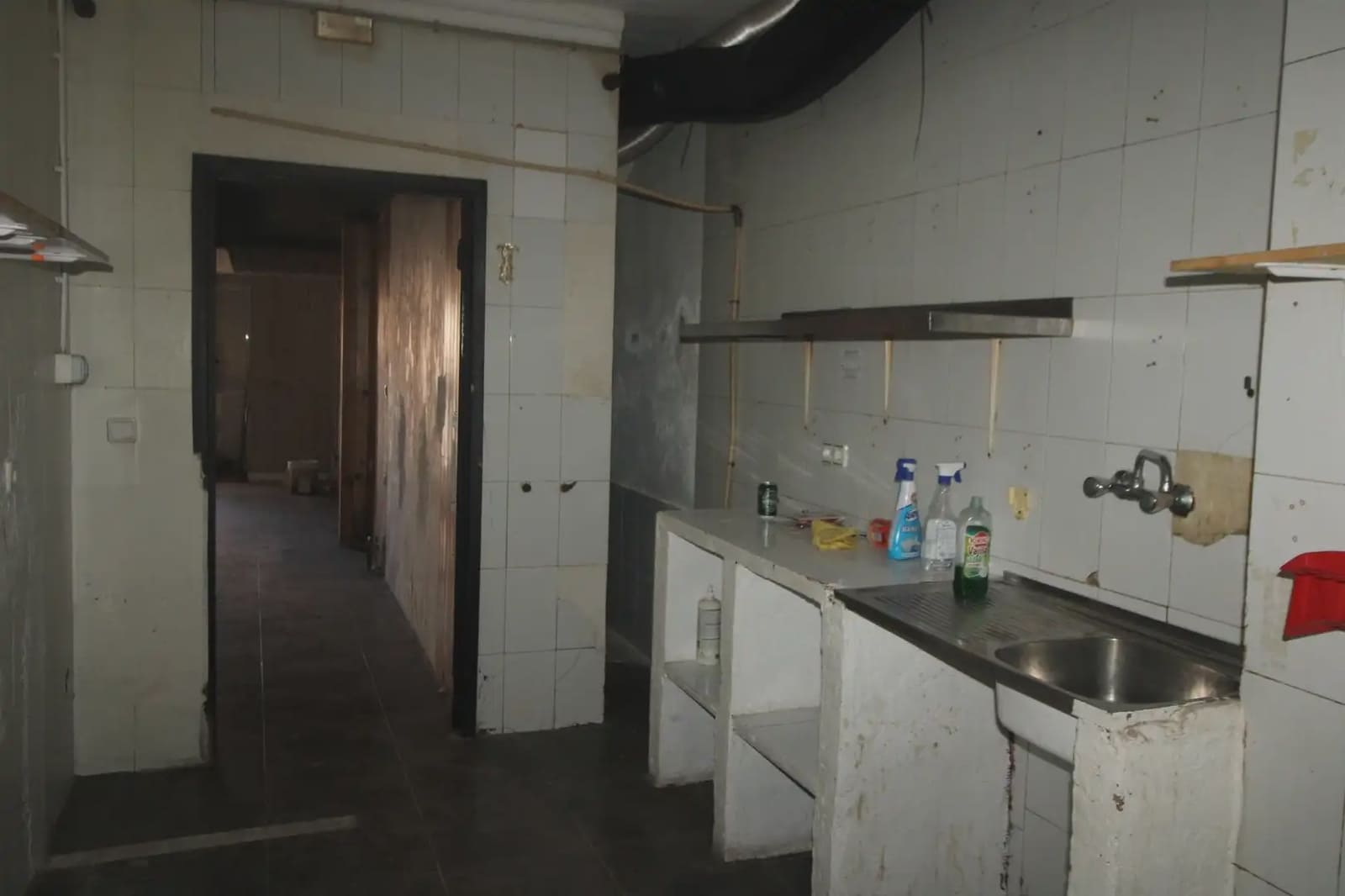 Commercial for sale in Cartagena - € 69,000 (Ref: 10007668)
