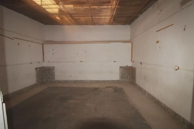 Commercieel te koop in El Plan, Cartagena - € 69.000 (Ref: 10007668)