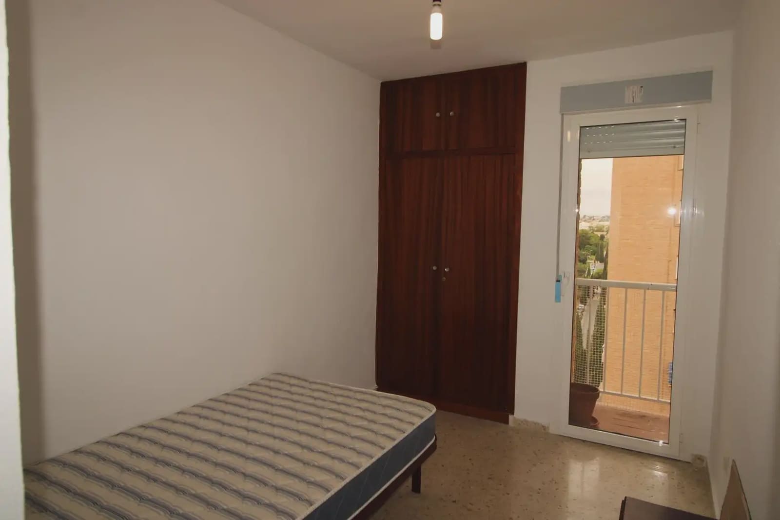 3 sovrum Lägenhet att hyra i Cartagena med garage - 850 € (Ref: 10055756)
