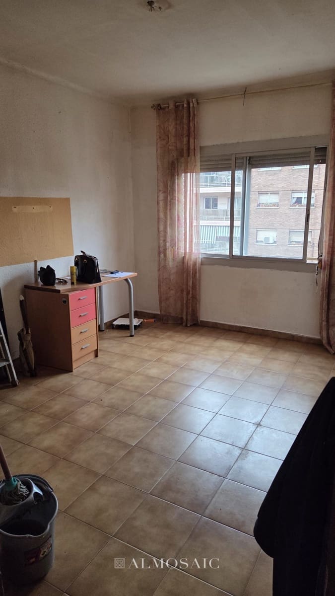 3 bedroom Flat for sale in El Prat de Llobregat - € 218,000 (Ref: 10029855)