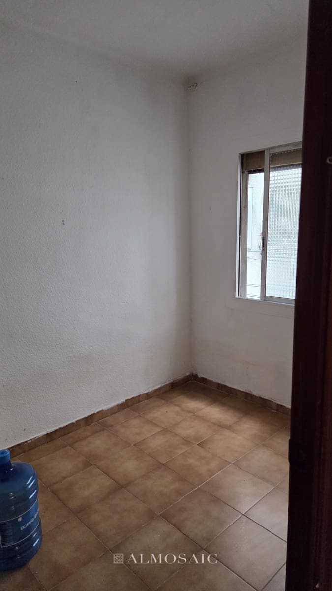 3 bedroom Flat for sale in El Prat de Llobregat - € 218,000 (Ref: 10029855)
