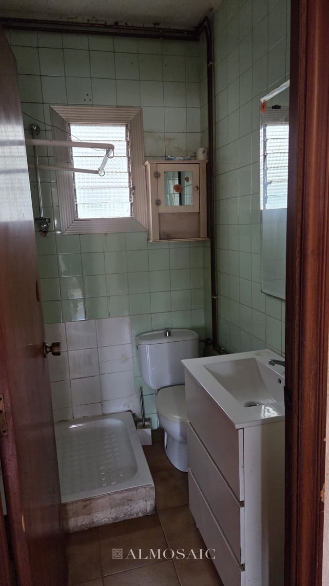 3 bedroom Flat for sale in El Prat de Llobregat - € 218,000 (Ref: 10029855)