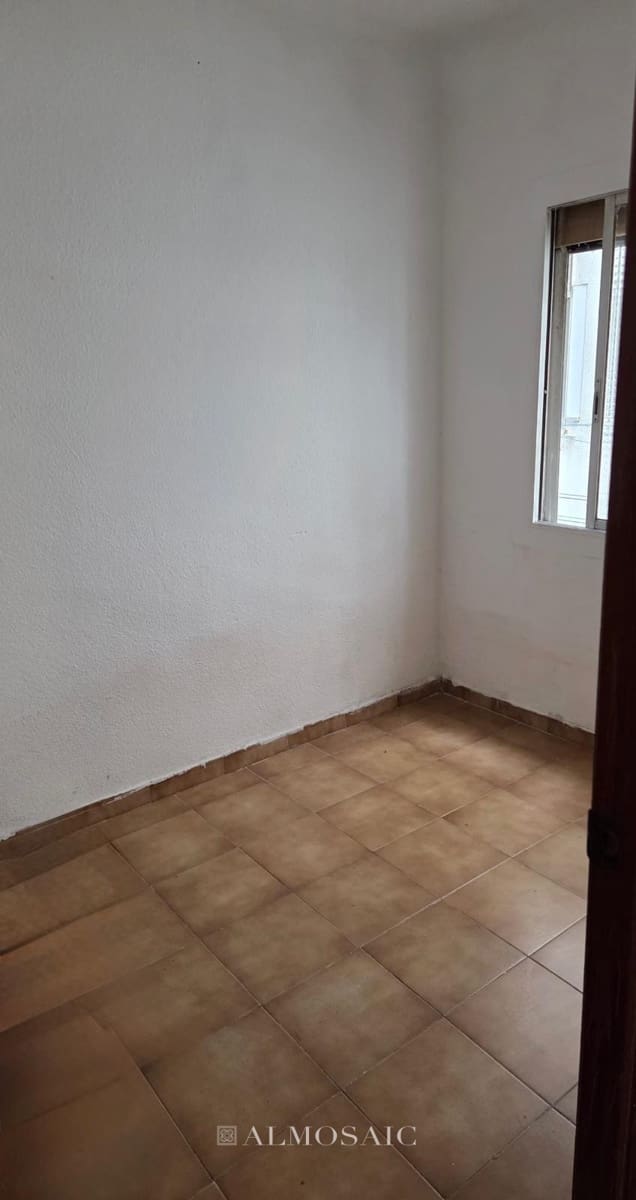 3 bedroom Flat for sale in El Prat de Llobregat - € 218,000 (Ref: 10029855)