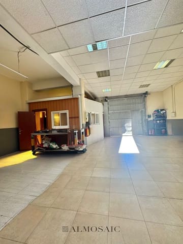 Butik till salu i El Prat de Llobregat - 153 000 € (Ref: 10030997)