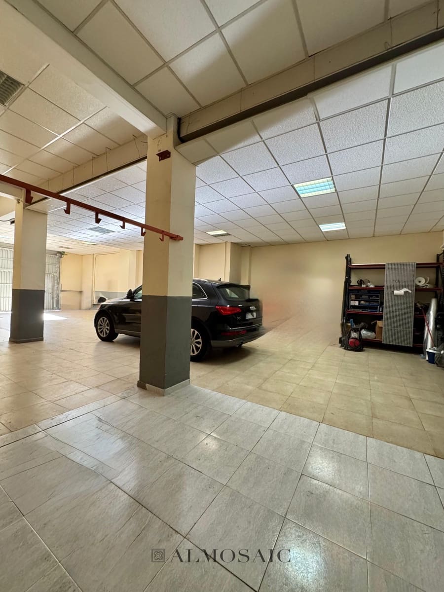 Butik till salu i El Prat de Llobregat - 153 000 € (Ref: 10030997)