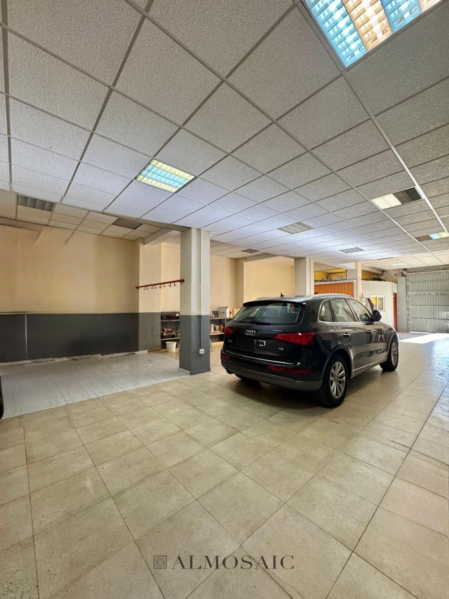 Butik till salu i El Prat de Llobregat - 153 000 € (Ref: 10030997)