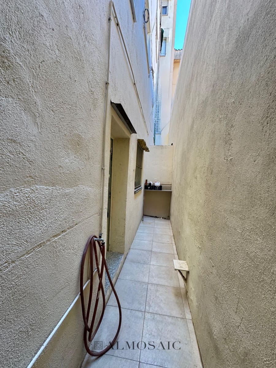 Butik till salu i El Prat de Llobregat - 153 000 € (Ref: 10030997)