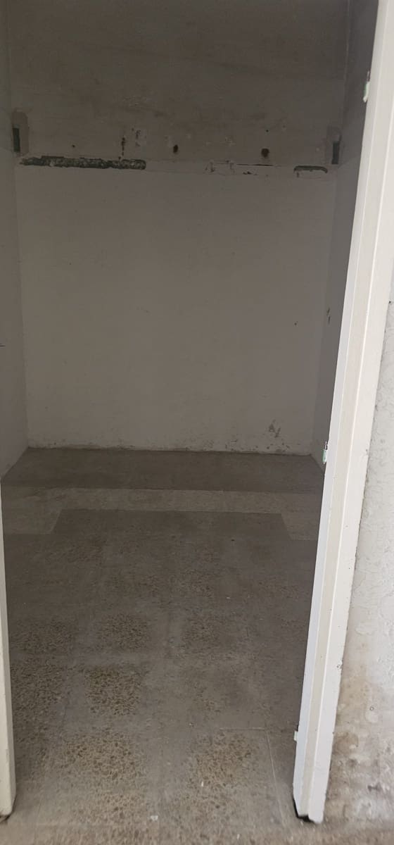 Kommersiell till salu i El Prat de Llobregat - 150 000 € (Ref: 10031223)