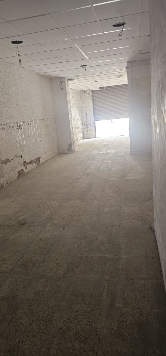 Kommersiell till salu i El Prat de Llobregat - 150 000 € (Ref: 10031223)