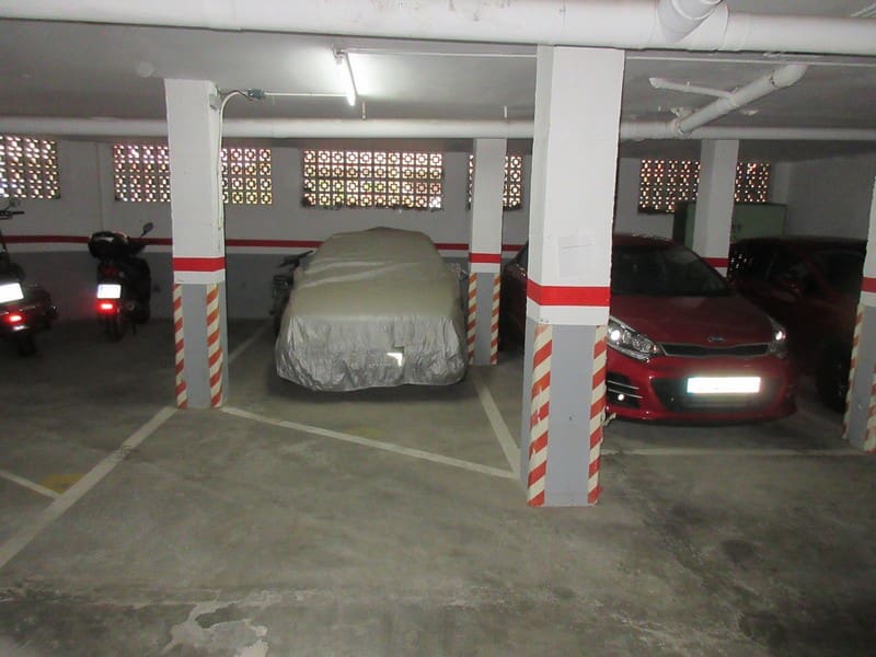 Garaż na sprzedaż w El Prat de Llobregat - 30 000 € (Ref: 10031224)