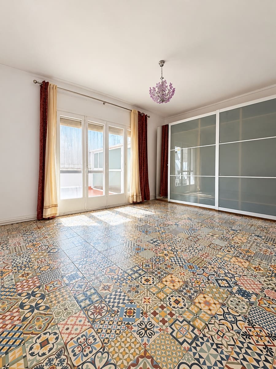 4 Zimmer Wohnung zu verkaufen in El Prat de Llobregat - 505.000 € (Ref: 10049793)
