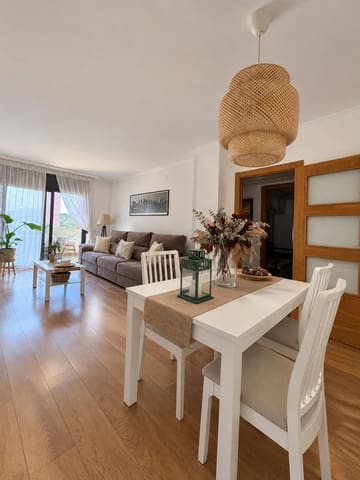 4 makuuhuone Asunto myytävänä paikassa El Prat de Llobregat - 390 000 € (Ref: 10100995)