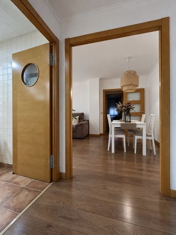 4 makuuhuone Asunto myytävänä paikassa El Prat de Llobregat - 390 000 € (Ref: 10100995)