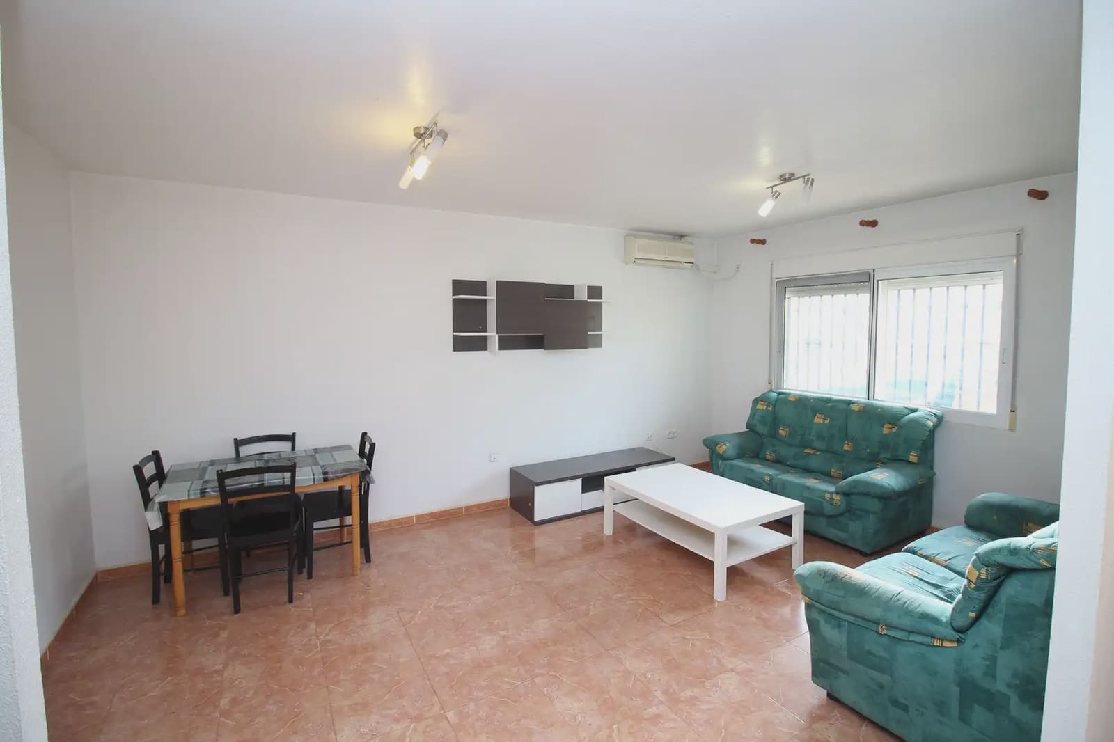 4 bedroom Apartment for sale in Canteras with garage - € 315,000 (Ref: 10009370)
