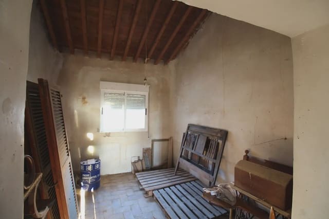 2 bedroom Townhouse for sale in La Magdalena, Cartagena - € 50,000 (Ref: 10009372)