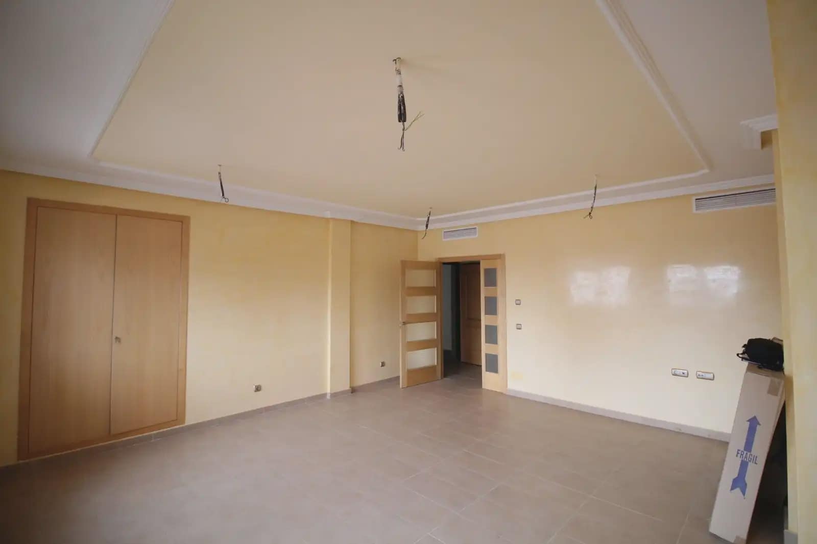 5 quarto Apartamento para venda em Los Alcazares com garagem - 215 000 € (Ref: 10009375)