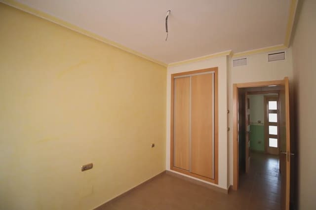 5 quarto Apartamento para venda em Centro, Los Alcázares com garagem - 215 000 € (Ref: 10009375)