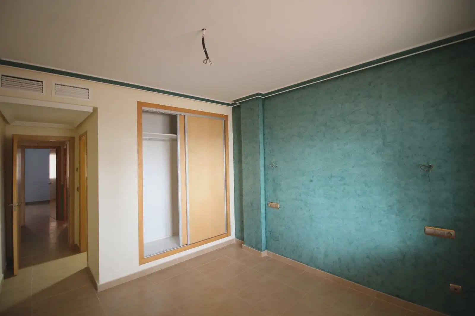 5 quarto Apartamento para venda em Los Alcazares com garagem - 215 000 € (Ref: 10009375)