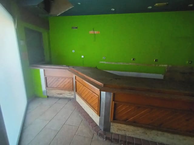 Comercial para arrendar em El Plan, Cartagena - 800 € (Ref: 10009386)