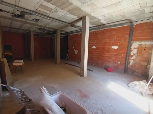 Local Commercial à louer à San Antón, Carthagène - 600 € (Ref: 10009393)