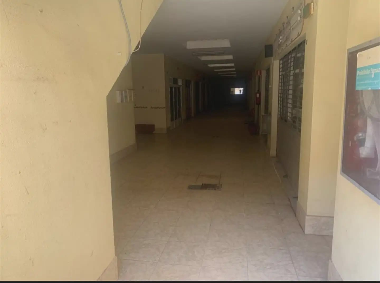 Commercial for sale in Cartagena - € 12,000 (Ref: 10009396)