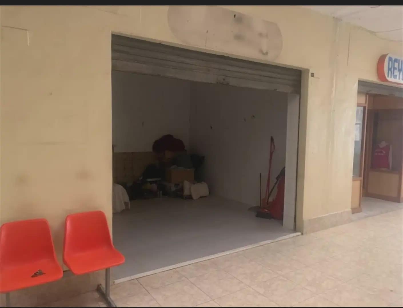 Commercial for sale in Cartagena - € 12,000 (Ref: 10009396)