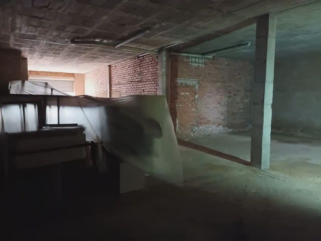 Comercial para venda em San Antón, Cartagena - 85 000 € (Ref: 10009400)